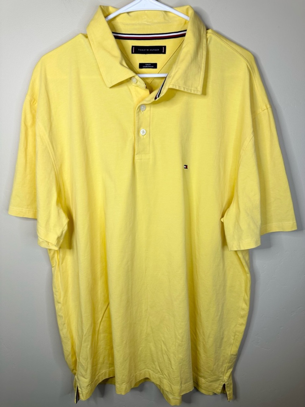Tommy Hilfiger Men's XXL Bright Yellow Preppy Knit Polo Shirt P2P 25” Length 32”